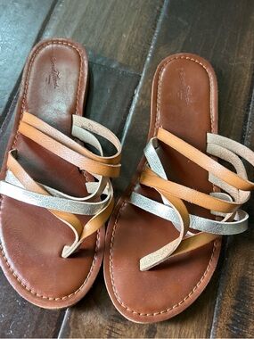Universal Thread Multi-Strap Slide Sandals in Brown, Tan & Silver